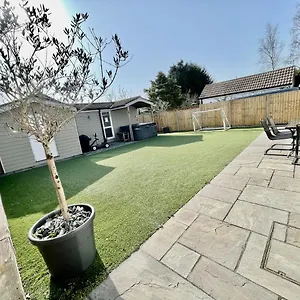 Four Corners Hot Tub & Sauna Ferndown