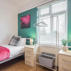 Apartment Private 6 With Kitchenette By Cb No Minimum, Cambridge (Cambridgeshire)